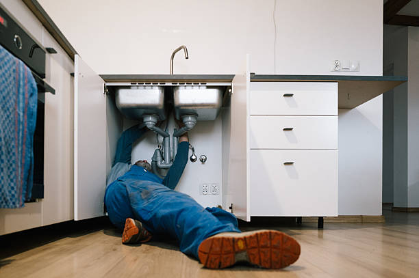 Professional Emergency Plumber technician working in Charlestown, MA